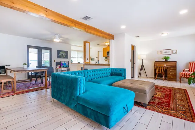 Grass Hollow in Live Oak, photo 5