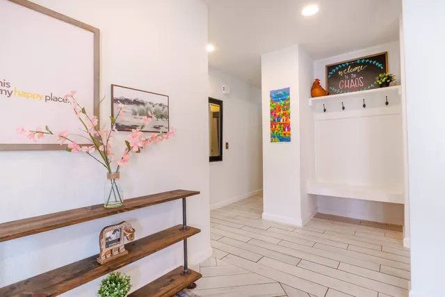 Grass Hollow in Live Oak, photo 9