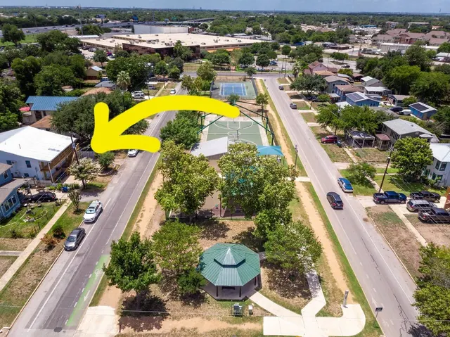 Collins Garden Studio 2D in San Antonio, photo 16